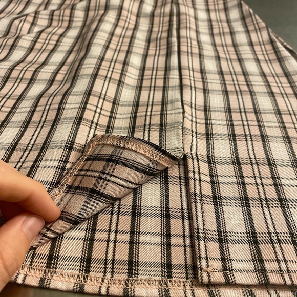 Modern Small Pastel Pink Tartan Kilt Miniskirt - Picture 2 of 2